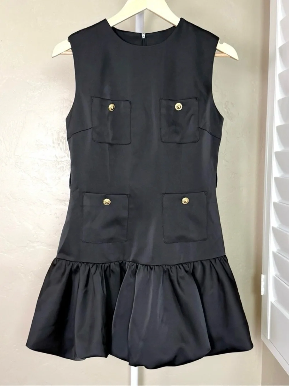 Commense Black Structured Mini Dress Gold Button Pocket Bubble Hem Medium NWT - Picture 3 of 8